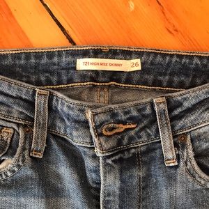 Levi’s 721 High Rise Skinny Jeans